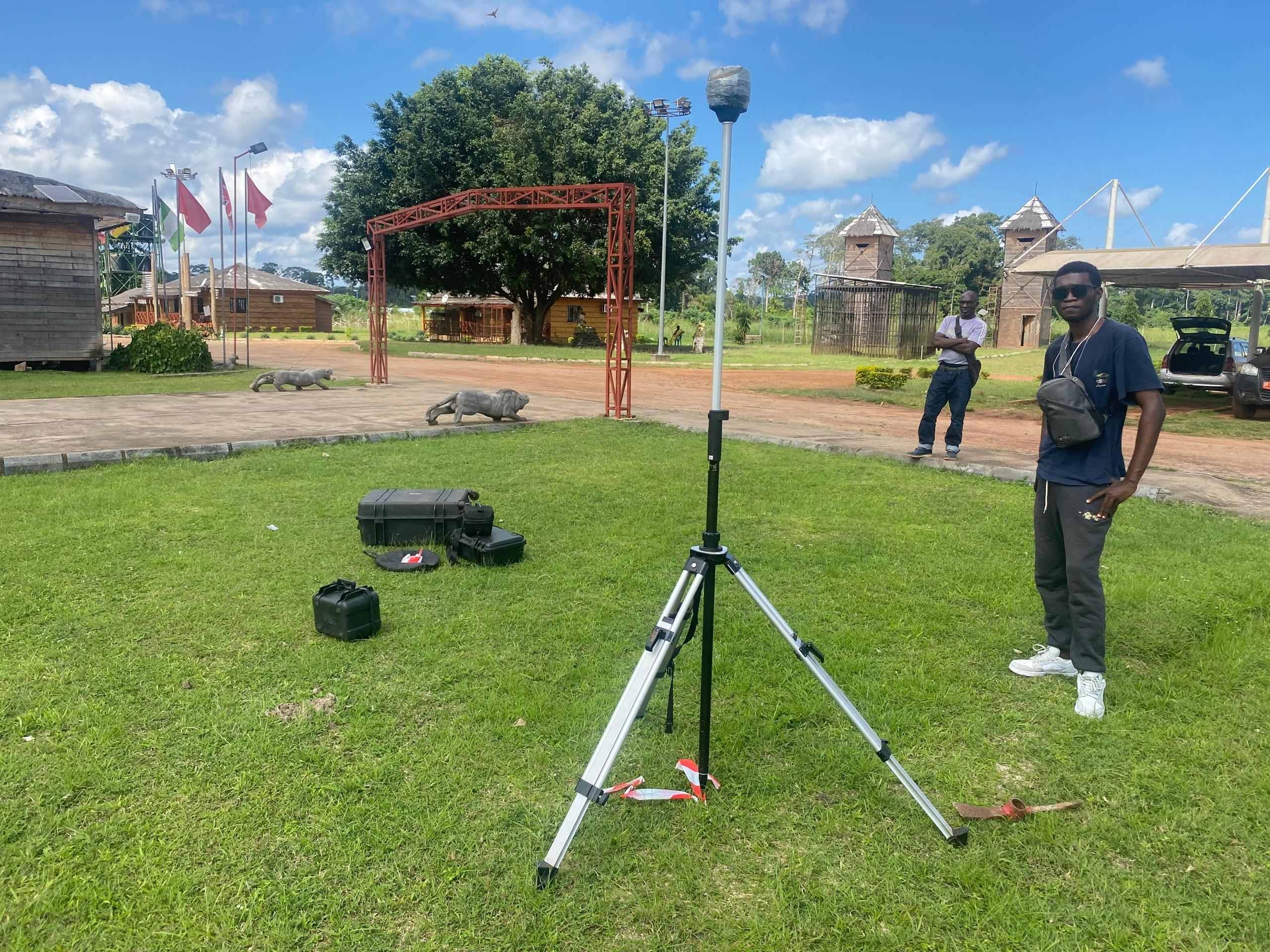 Récepteur GNSS Emlid RS3, RS4 Pro, D-RTK 3 et Hi-Target - Emlid RS3 - Image 1