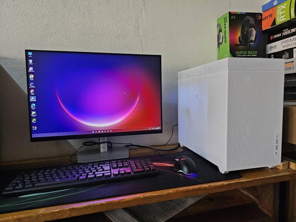 Station de Travail et Véhicule - Image 1